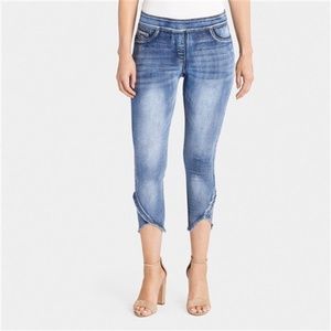 OMG CROSSOVER HEM CAPRI JEAN